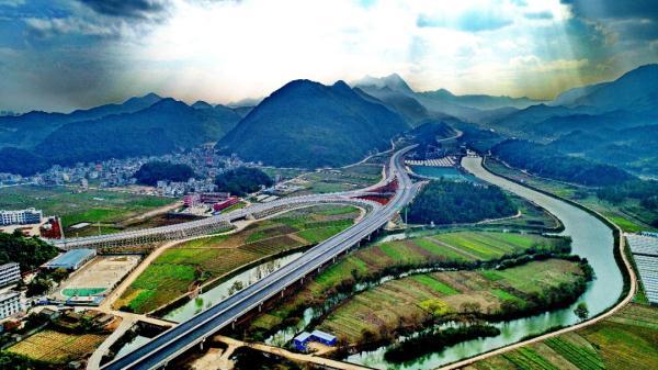 云南这条高速公路正式通车收费!还有多个项目……