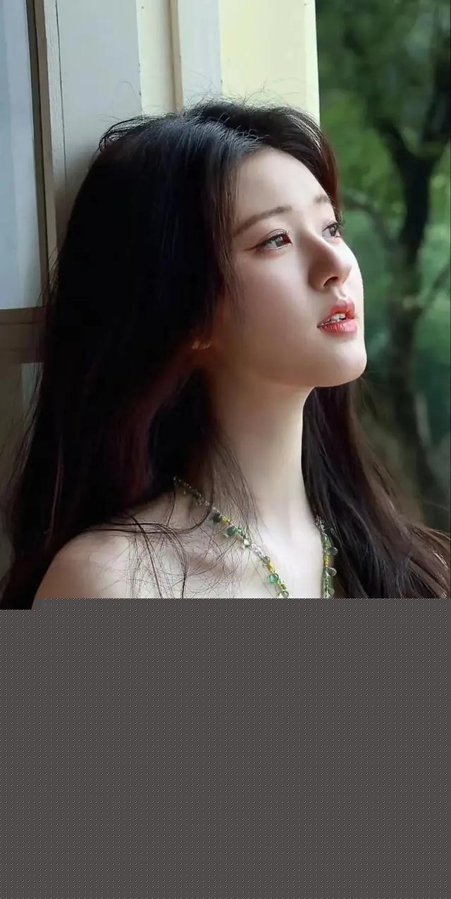 太漂亮了!一看就是个贤惠的女人,散发成熟美的女人,点赞收藏!