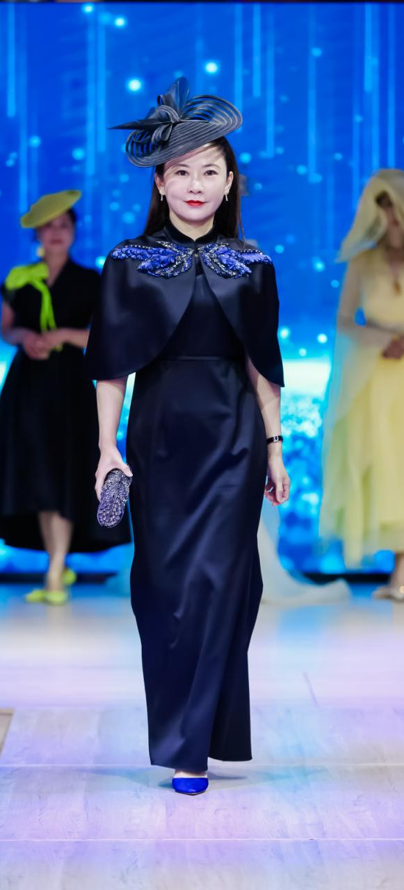 不是吧!18位美女企业家居然都在这里→