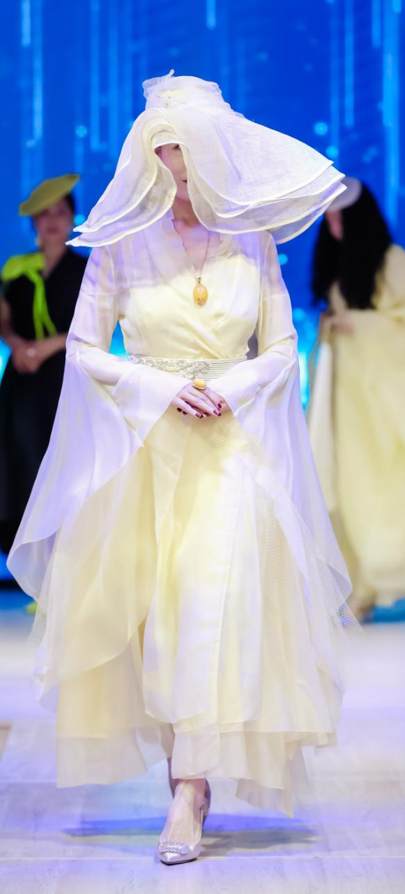 不是吧!18位美女企业家居然都在这里→