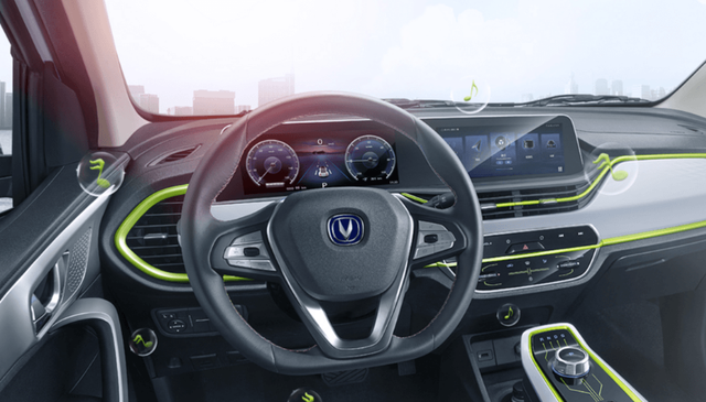 不仅代步,长途也能兼顾!这四款带快充的纯电“小车”值得推荐