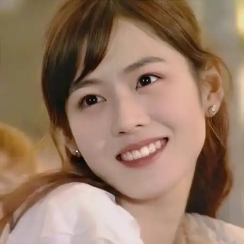 韩国的十大美女,一半性感妩媚,一半冰清玉洁,各个都是人间尤物