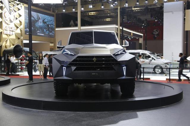 上海车展最贵的车,千万级高定SUV,卡尔曼三款新车亮相