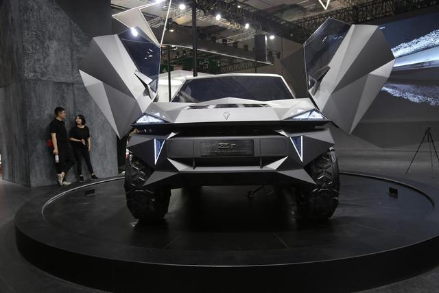 上海车展最贵的车,千万级高定SUV,卡尔曼三款新车亮相