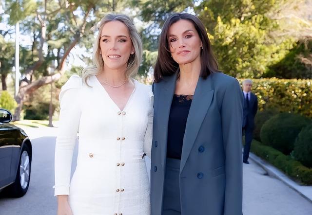 有种“气质”叫莱后剪了个短发!即使穿旧衣,也依然优雅到骨子里