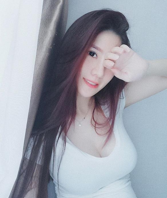 马来西亚「最胸老板娘」!空姐Cherry Quah身材超辣