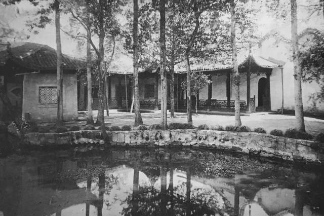 她与丈夫结婚24年不圆房,丈夫死后守寡38年直到102岁才说出实情