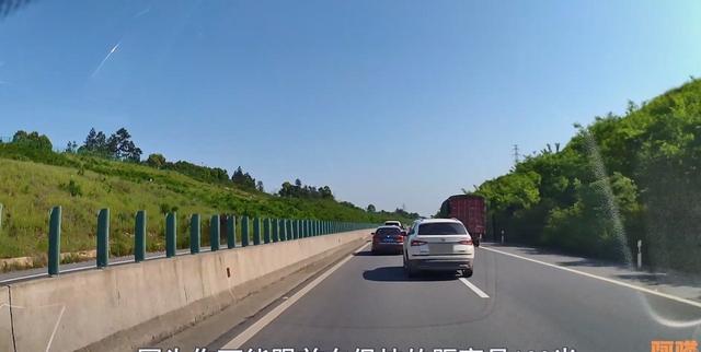 汽车座椅套不要乱加,没有那么美观,紧急时刻还有很大的安全隐患