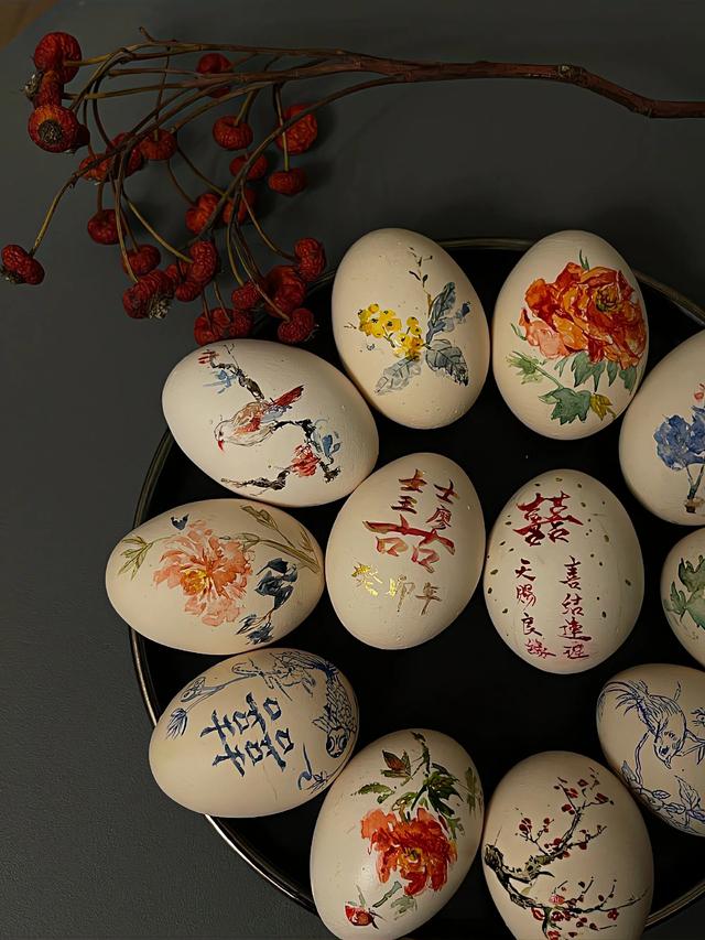 美图分享,又喜庆又漂亮的鸡蛋画,太有才了