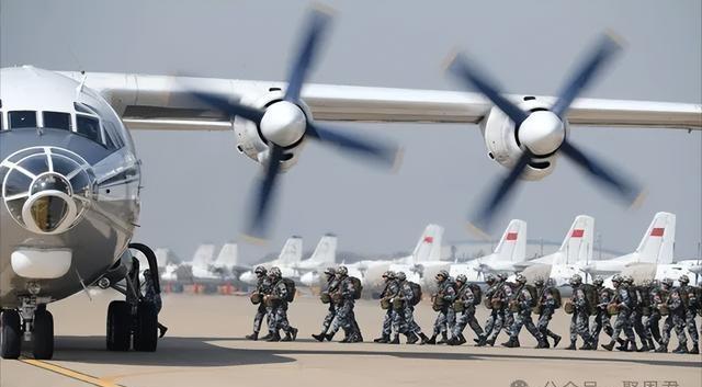 走进宏光”厂,认识一个特别的航空专业