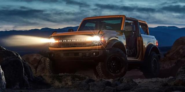 马头向下的Bronco才算福特最烈的“野马”,时隔25年出新车