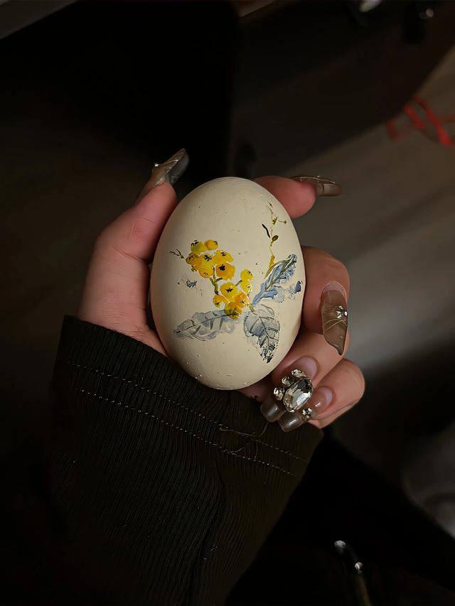 美图分享,又喜庆又漂亮的鸡蛋画,太有才了
