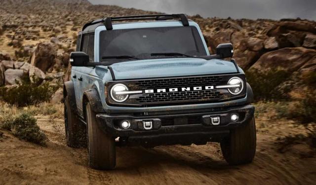 马头向下的Bronco才算福特最烈的“野马”,时隔25年出新车
