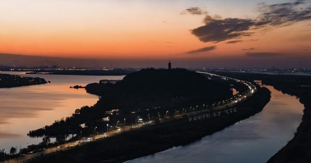 镇江上海:繁花绽放,宝总、汪小姐坐高铁共赴春天之约