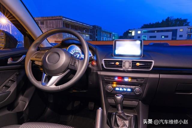 车子遮光垫,到底有没有必要用?是单纯为了防晒,还是另有玄机?