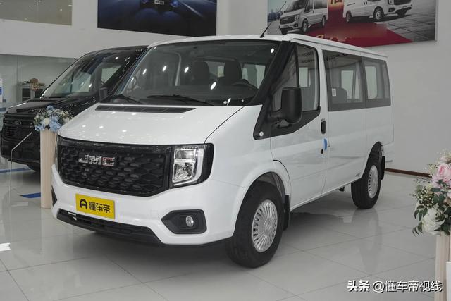 新车|首搭9AT,竞争江铃福顺,上汽大通新途V80新版本即将上市