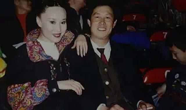 “健美女皇”马华41岁病逝,将军父亲痛哭,丈夫绝望下求神拜佛