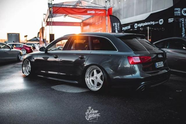 40多万的车改出160万的感觉,奥迪A6 Avant黑武士帅过自家大哥!