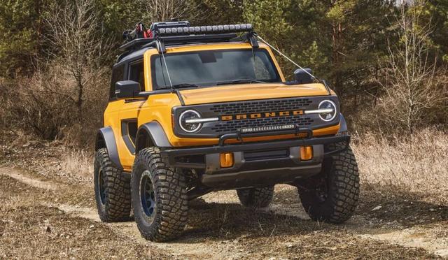 马头向下的Bronco才算福特最烈的“野马”,时隔25年出新车