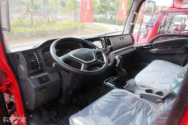 搭载玉柴国六发动机,实拍南骏瑞捷D30G蓝牌轻卡