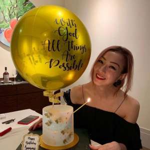 许志安生日郑秀文陪游维也纳 形影不离感情甜蜜