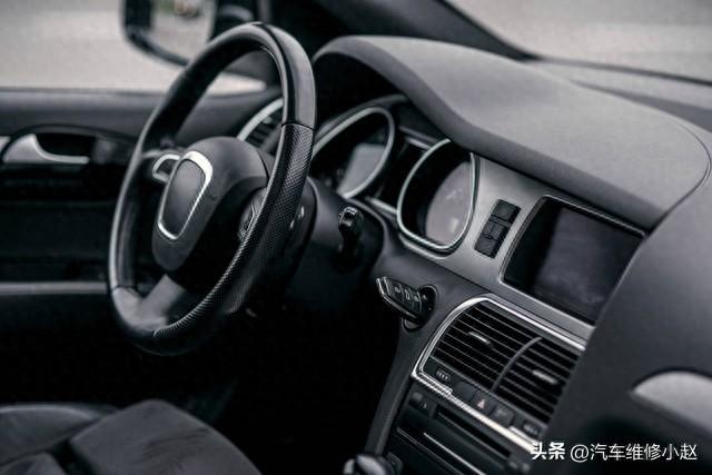 车子遮光垫,到底有没有必要用?是单纯为了防晒,还是另有玄机?