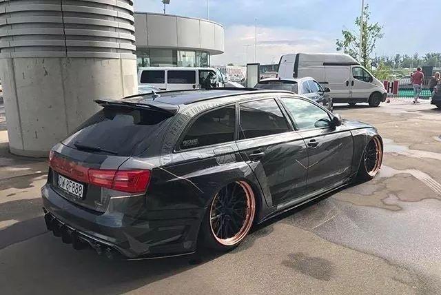 40多万的车改出160万的感觉,奥迪A6 Avant黑武士帅过自家大哥!