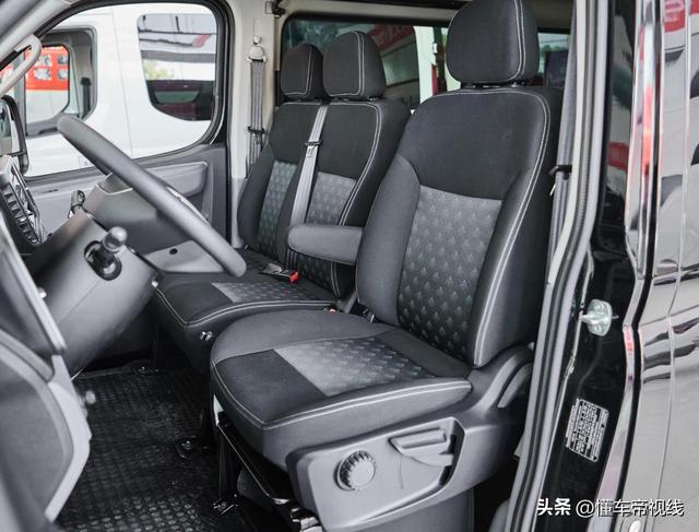 新车|首搭9AT,竞争江铃福顺,上汽大通新途V80新版本即将上市