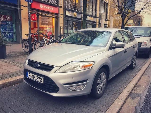 40多万的车改出160万的感觉,奥迪A6 Avant黑武士帅过自家大哥!