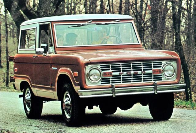 马头向下的Bronco才算福特最烈的“野马”,时隔25年出新车