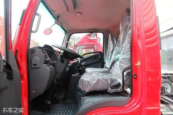 搭载玉柴国六发动机,实拍南骏瑞捷D30G蓝牌轻卡