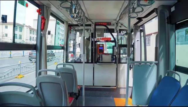 拉萨首批社区巴士来了!线路详情→