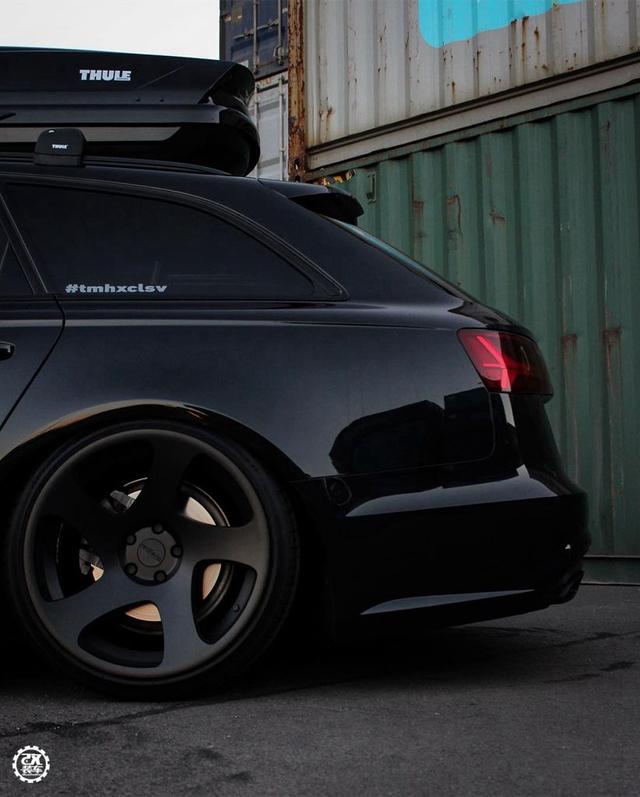 40多万的车改出160万的感觉,奥迪A6 Avant黑武士帅过自家大哥!