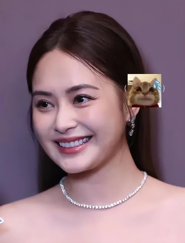 阿娇的“大粗腿”,撕碎了多少女明星的“虚伪”面具