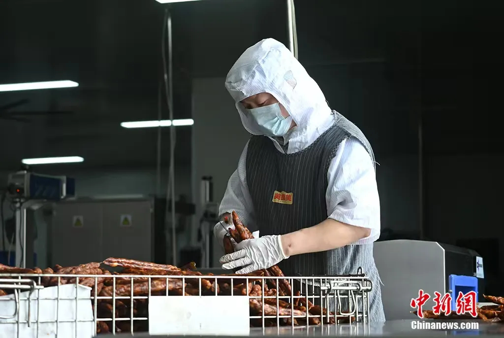 腊肉:时间里的乡愁,人情中的年味