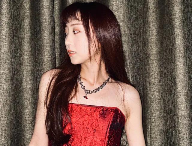 CBA总决赛有美女主播了,拜月宁颜值如何?一组照片揭开真相