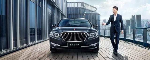 成龙代言三菱、胡歌代言CT6......粉丝:刷我的卡