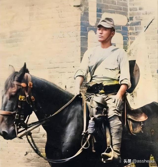 28张罕见图片,越南世界小姐比赛最受欢迎美女,乌克兰女兵