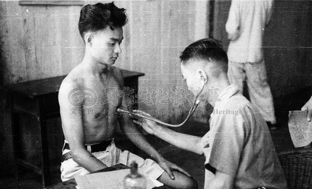 28张罕见图片,越南世界小姐比赛最受欢迎美女,乌克兰女兵