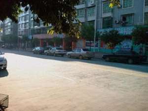 汽车美容地面(开汽车美容店，这些位置绝对不能选，会让你门可罗雀，生意惨淡)