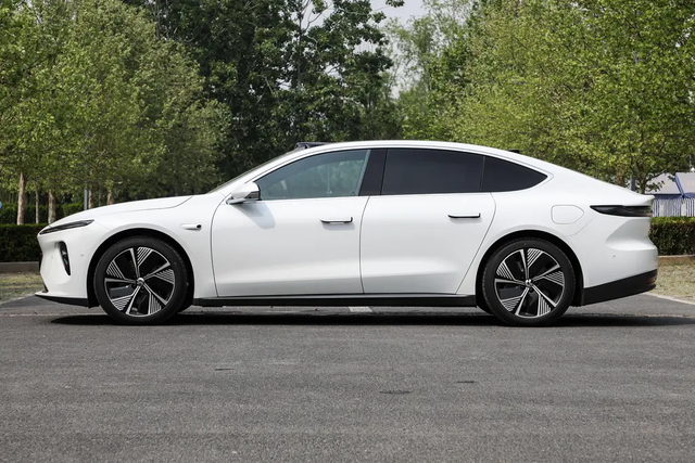 别人都用大品牌,蔚来却独爱国产音响?苏州上声产品如何?