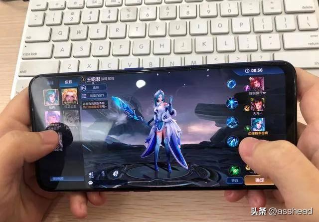 28张罕见图片,越南世界小姐比赛最受欢迎美女,乌克兰女兵