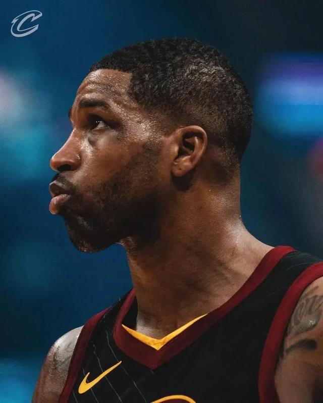 出轨!搞大美女私教肚子!再见了,汤普森