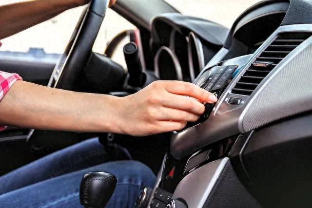 须知:汽车开一小时空调,究竟能烧多少油?测试结果出来了!