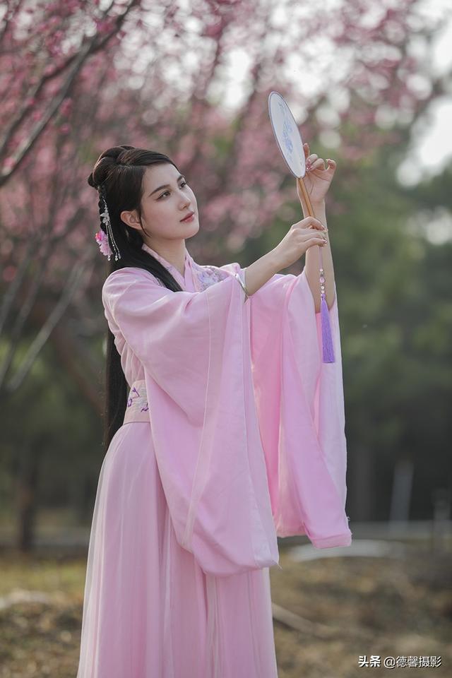 春暖花开，美女争艳（环境人像）