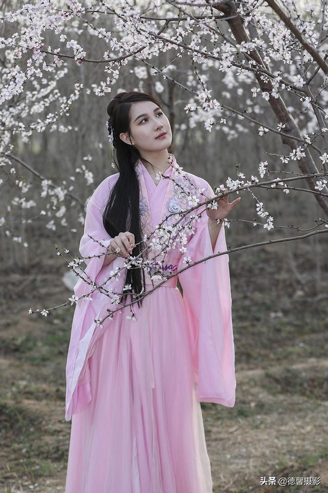 春暖花开，美女争艳（环境人像）