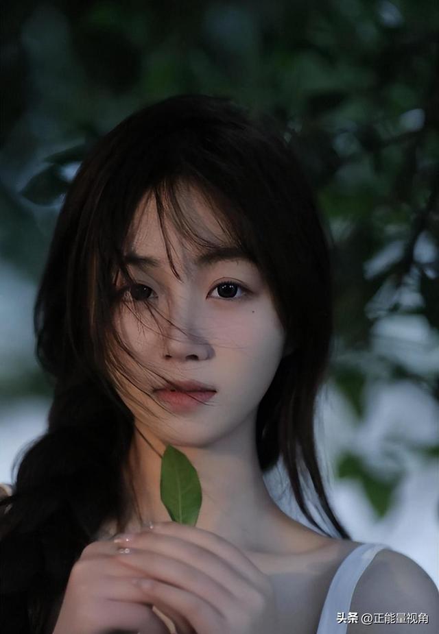 校园尤物!苏州科技大学校花肤白貌美,这才是黄金身材的真女神