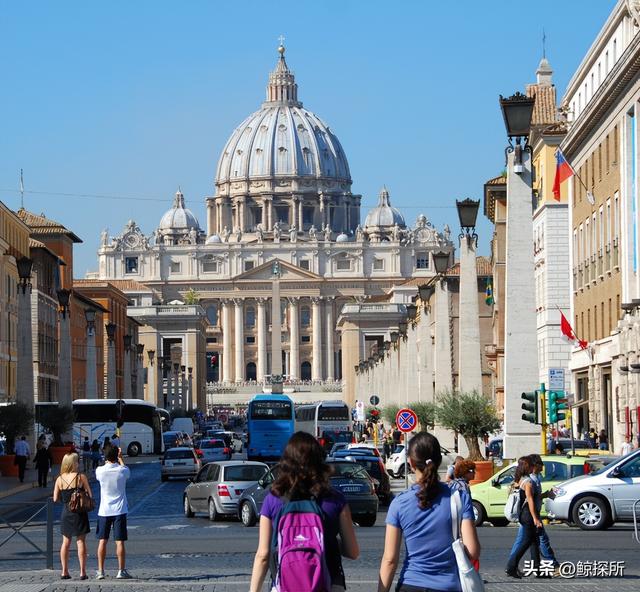梵蒂冈:世界上面积最小的国家,2011年统计只有32个女性