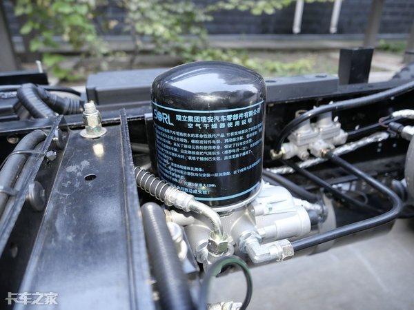 国六130马力,拒绝花哨注重实用性,时风风顺轻卡真不赖