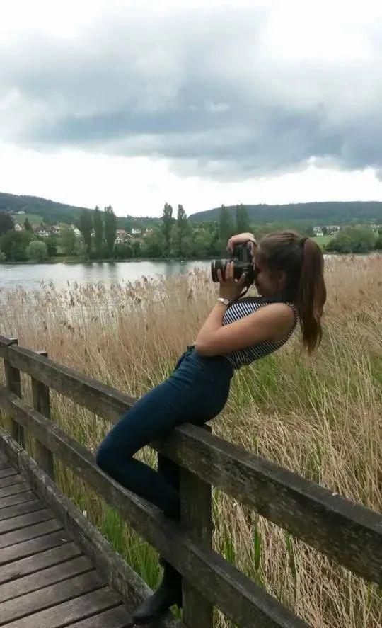 瑞士美女摄影师科夫蒂尼自拍人体私房照,绝美的光影艺术